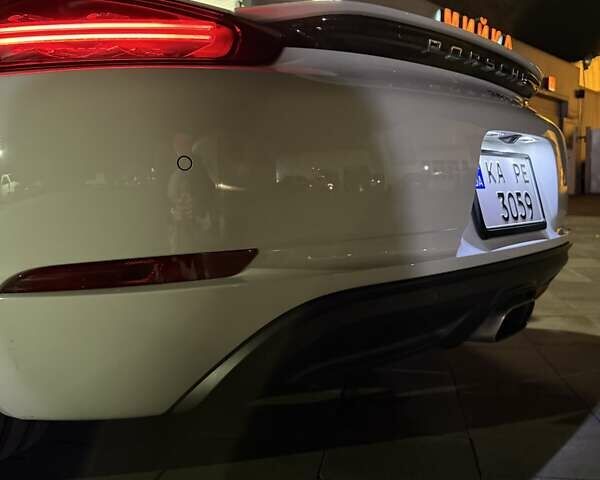 Белый Порше Бокстер, объемом двигателя 1.99 л и пробегом 11 тыс. км за 53500 $, фото 42 на Automoto.ua