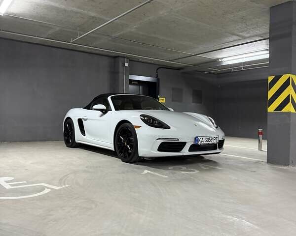 Белый Порше Бокстер, объемом двигателя 1.99 л и пробегом 11 тыс. км за 53500 $, фото 83 на Automoto.ua