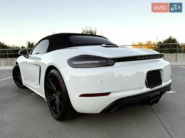 Белый Порше Бокстер, объемом двигателя 2.5 л и пробегом 33 тыс. км за 69500 $, фото 9 на Automoto.ua