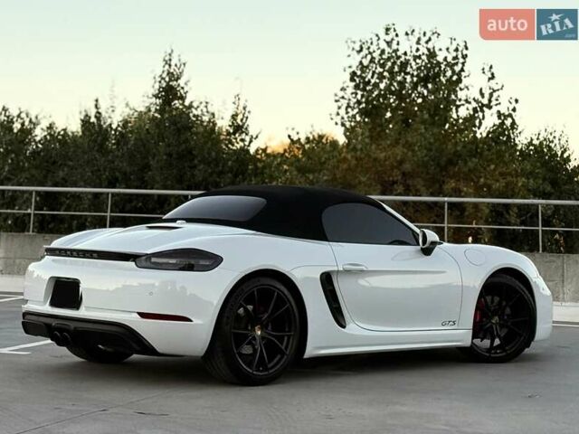 Белый Порше Бокстер, объемом двигателя 2.5 л и пробегом 33 тыс. км за 69500 $, фото 15 на Automoto.ua