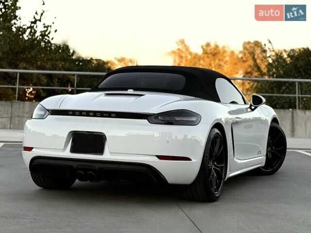 Белый Порше Бокстер, объемом двигателя 2.5 л и пробегом 33 тыс. км за 69500 $, фото 12 на Automoto.ua