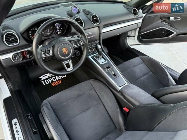 Белый Порше Бокстер, объемом двигателя 2.5 л и пробегом 33 тыс. км за 69500 $, фото 41 на Automoto.ua