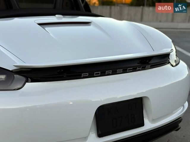 Белый Порше Бокстер, объемом двигателя 2.5 л и пробегом 33 тыс. км за 69500 $, фото 30 на Automoto.ua