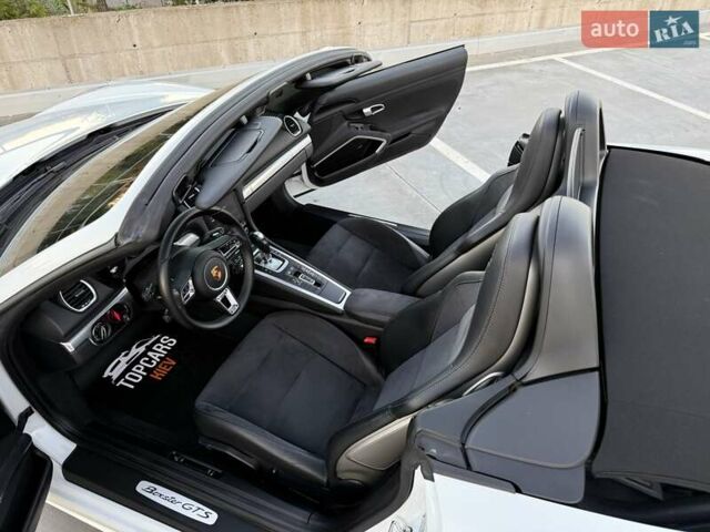 Белый Порше Бокстер, объемом двигателя 2.5 л и пробегом 33 тыс. км за 69500 $, фото 66 на Automoto.ua