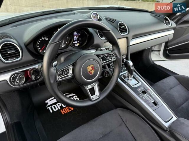 Белый Порше Бокстер, объемом двигателя 2.5 л и пробегом 33 тыс. км за 69500 $, фото 62 на Automoto.ua