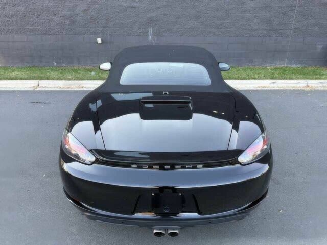 Черный Порше Бокстер, объемом двигателя 2.5 л и пробегом 70 тыс. км за 17000 $, фото 5 на Automoto.ua