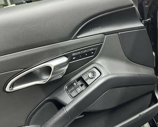 Черный Порше Бокстер, объемом двигателя 2.71 л и пробегом 38 тыс. км за 38900 $, фото 12 на Automoto.ua