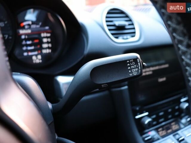 Черный Порше Бокстер, объемом двигателя 2 л и пробегом 51 тыс. км за 46900 $, фото 19 на Automoto.ua