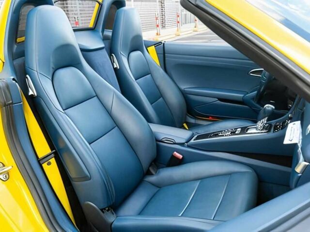 Жовтий Порше Boxster, об'ємом двигуна 2.7 л та пробігом 72 тис. км за 28900 $, фото 11 на Automoto.ua