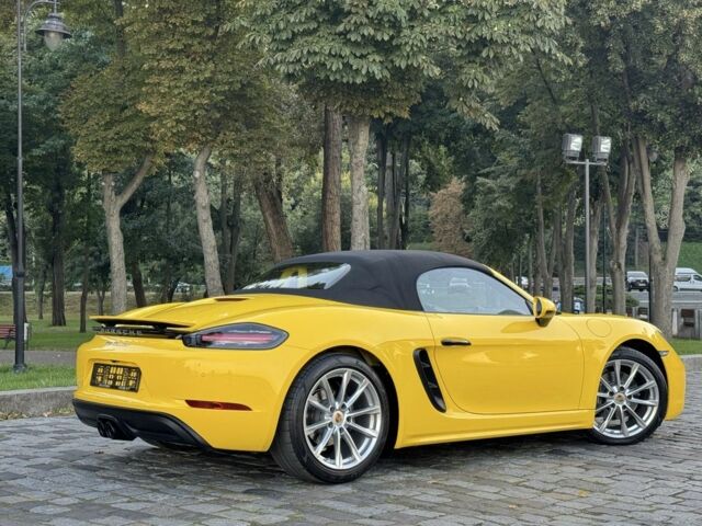 Жовтий Порше Boxster, об'ємом двигуна 2 л та пробігом 28 тис. км за 75555 $, фото 10 на Automoto.ua