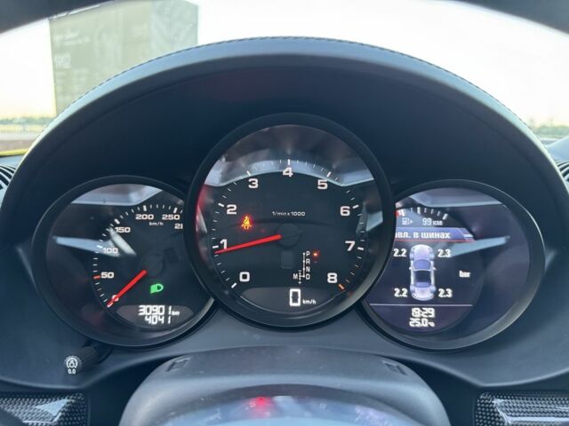 Жовтий Порше Boxster, об'ємом двигуна 2 л та пробігом 28 тис. км за 75555 $, фото 17 на Automoto.ua