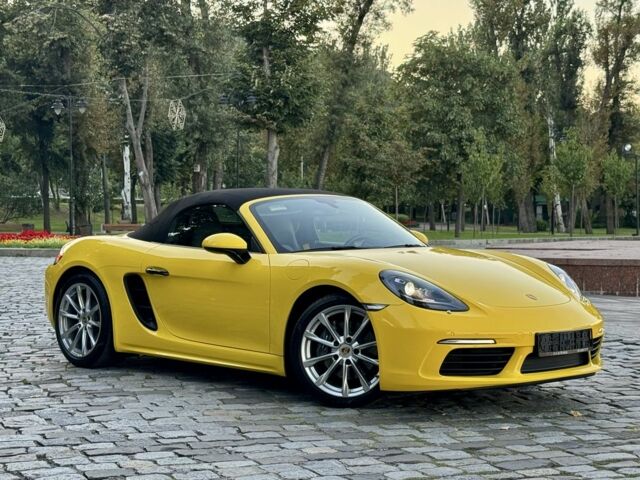 Жовтий Порше Boxster, об'ємом двигуна 2 л та пробігом 28 тис. км за 75555 $, фото 9 на Automoto.ua