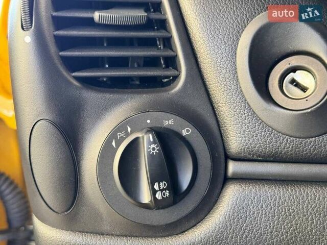 Желтый Порше Бокстер, объемом двигателя 2.69 л и пробегом 49 тыс. км за 24800 $, фото 18 на Automoto.ua