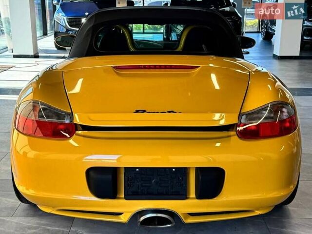 Желтый Порше Бокстер, объемом двигателя 2.69 л и пробегом 49 тыс. км за 24800 $, фото 14 на Automoto.ua