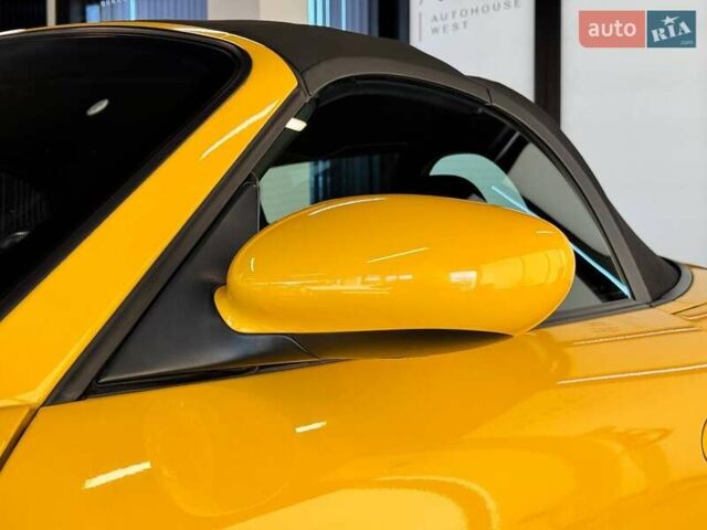 Желтый Порше Бокстер, объемом двигателя 2.69 л и пробегом 49 тыс. км за 24800 $, фото 10 на Automoto.ua
