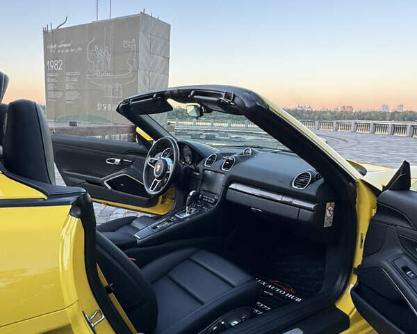 Жовтий Порше Boxster, об'ємом двигуна 1.99 л та пробігом 28 тис. км за 75555 $, фото 49 на Automoto.ua