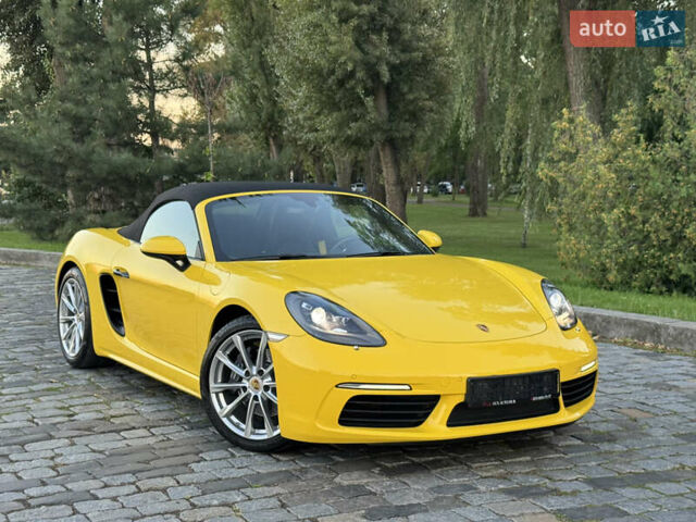 Жовтий Порше Boxster, об'ємом двигуна 1.99 л та пробігом 28 тис. км за 75555 $, фото 139 на Automoto.ua