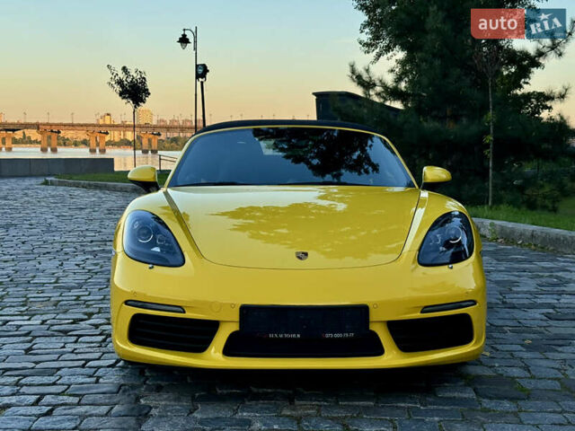 Жовтий Порше Boxster, об'ємом двигуна 1.99 л та пробігом 28 тис. км за 75555 $, фото 161 на Automoto.ua