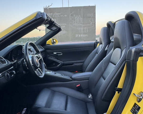 Жовтий Порше Boxster, об'ємом двигуна 1.99 л та пробігом 28 тис. км за 75555 $, фото 72 на Automoto.ua