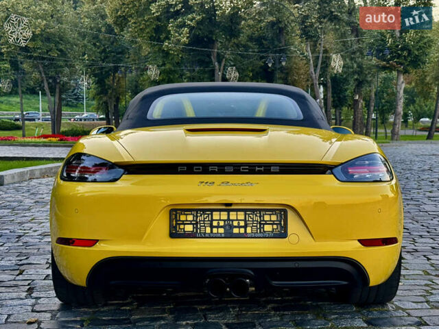 Жовтий Порше Boxster, об'ємом двигуна 1.99 л та пробігом 28 тис. км за 75555 $, фото 6 на Automoto.ua