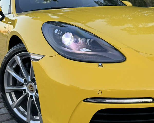 Жовтий Порше Boxster, об'ємом двигуна 1.99 л та пробігом 28 тис. км за 75555 $, фото 137 на Automoto.ua