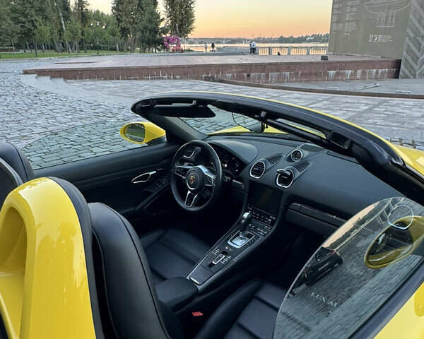 Жовтий Порше Boxster, об'ємом двигуна 1.99 л та пробігом 28 тис. км за 75555 $, фото 53 на Automoto.ua