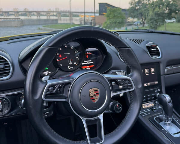 Жовтий Порше Boxster, об'ємом двигуна 1.99 л та пробігом 28 тис. км за 75555 $, фото 104 на Automoto.ua