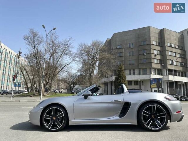 Сірий Порше Boxster, об'ємом двигуна 1.99 л та пробігом 20 тис. км за 59900 $, фото 23 на Automoto.ua