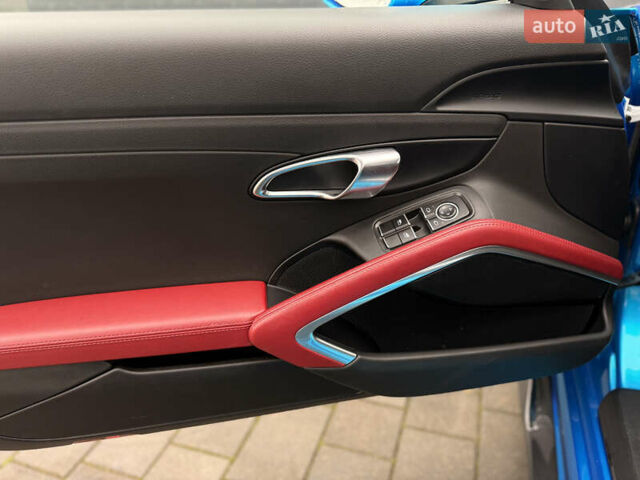 Синій Порше Boxster, об'ємом двигуна 1.99 л та пробігом 25 тис. км за 85000 $, фото 51 на Automoto.ua