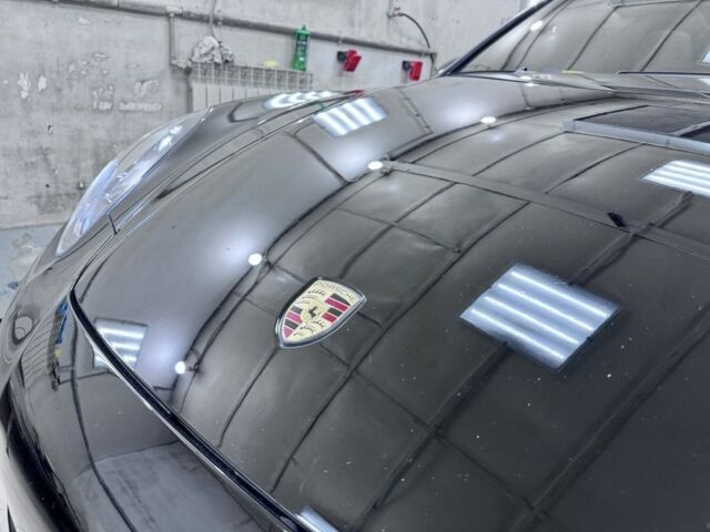 Черный Порше Кайене С Гибрид, объемом двигателя 3 л и пробегом 162 тыс. км за 20900 $, фото 2 на Automoto.ua