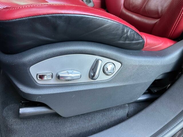 Черный Порше Кайене С Гибрид, объемом двигателя 3 л и пробегом 180 тыс. км за 34800 $, фото 13 на Automoto.ua