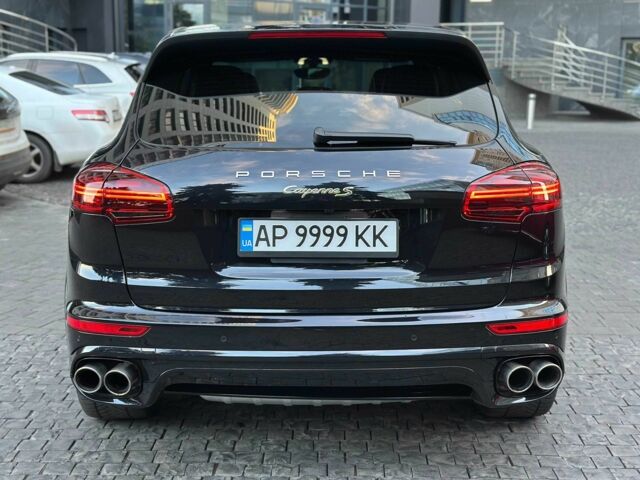Черный Порше Кайене С Гибрид, объемом двигателя 3 л и пробегом 180 тыс. км за 34800 $, фото 2 на Automoto.ua
