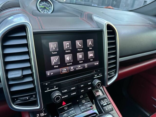 Черный Порше Кайене С Гибрид, объемом двигателя 3 л и пробегом 180 тыс. км за 34800 $, фото 19 на Automoto.ua