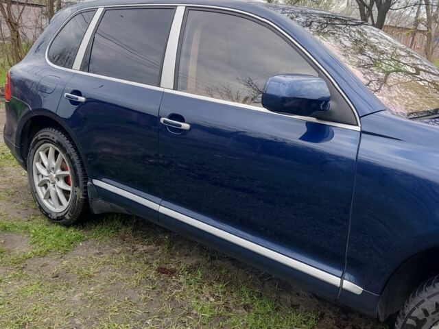 Синій Порше Cayenne Turbo, об'ємом двигуна 4.8 л та пробігом 113 тис. км за 9452 $, фото 2 на Automoto.ua