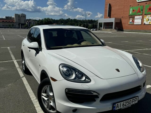 Белый Порше Каен, объемом двигателя 3 л и пробегом 187 тыс. км за 22000 $, фото 7 на Automoto.ua