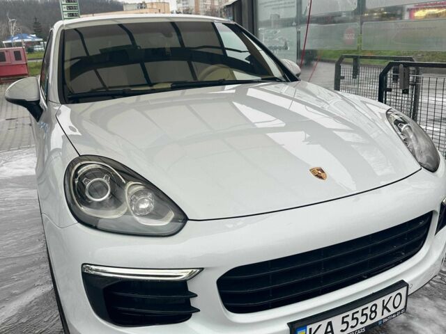 Білий Порше Cayenne, об'ємом двигуна 3.6 л та пробігом 95 тис. км за 39000 $, фото 5 на Automoto.ua