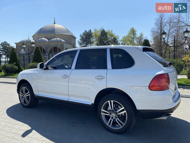 Белый Порше Каен, объемом двигателя 4.51 л и пробегом 251 тыс. км за 5000 $, фото 4 на Automoto.ua