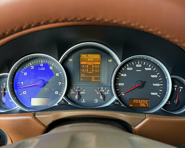 Белый Порше Каен, объемом двигателя 4.8 л и пробегом 200 тыс. км за 12000 $, фото 13 на Automoto.ua