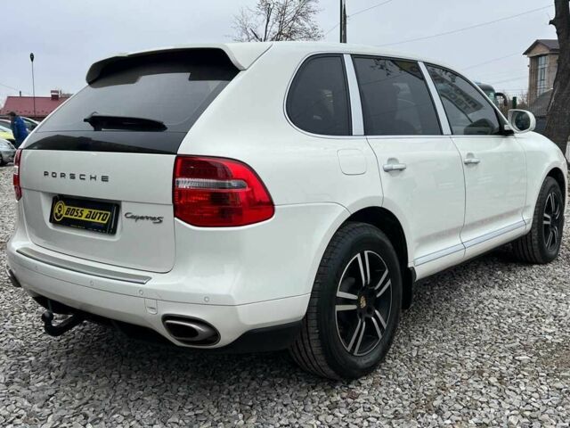 Білий Порше Cayenne, об'ємом двигуна 3.6 л та пробігом 169 тис. км за 13699 $, фото 6 на Automoto.ua