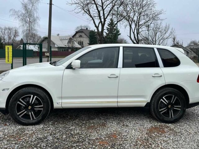 Білий Порше Cayenne, об'ємом двигуна 3.6 л та пробігом 169 тис. км за 13699 $, фото 3 на Automoto.ua