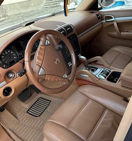 Білий Порше Cayenne, об'ємом двигуна 3.6 л та пробігом 169 тис. км за 13500 $, фото 9 на Automoto.ua