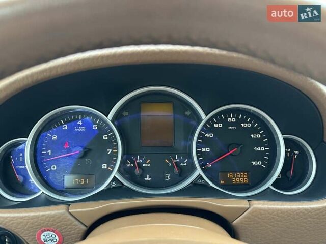 Білий Порше Cayenne, об'ємом двигуна 4.81 л та пробігом 181 тис. км за 8700 $, фото 17 на Automoto.ua