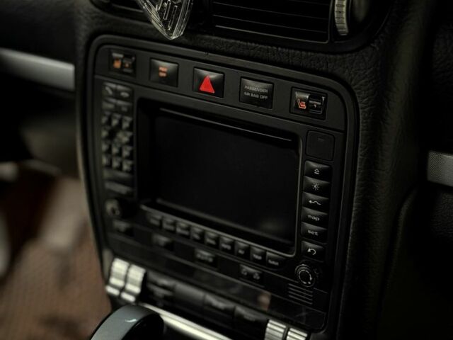 Белый Порше Каен, объемом двигателя 4.8 л и пробегом 350 тыс. км за 7500 $, фото 16 на Automoto.ua