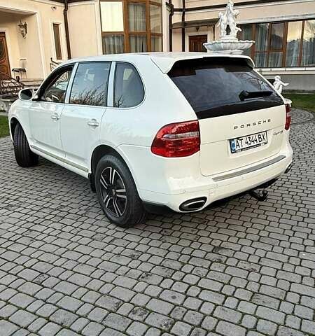 Білий Порше Cayenne, об'ємом двигуна 3.6 л та пробігом 169 тис. км за 13500 $, фото 6 на Automoto.ua