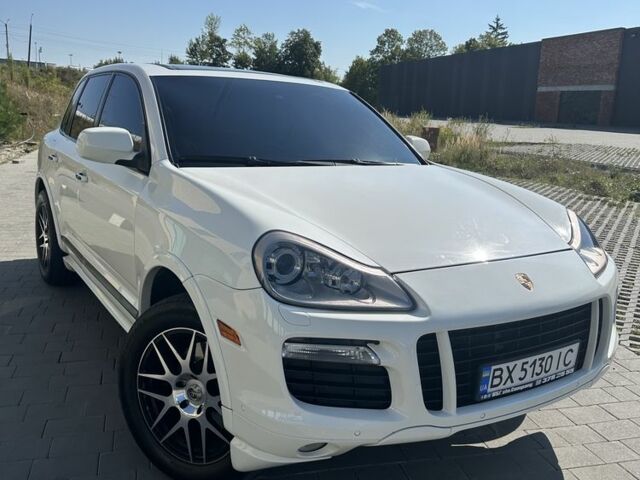 Білий Порше Cayenne, об'ємом двигуна 4.8 л та пробігом 314 тис. км за 9900 $, фото 9 на Automoto.ua