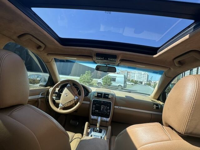 Білий Порше Cayenne, об'ємом двигуна 4.8 л та пробігом 314 тис. км за 9900 $, фото 14 на Automoto.ua