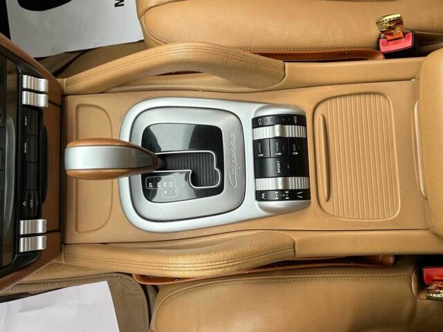 Білий Порше Cayenne, об'ємом двигуна 3.6 л та пробігом 169 тис. км за 13699 $, фото 14 на Automoto.ua