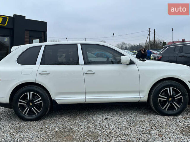 Білий Порше Cayenne, об'ємом двигуна 3.6 л та пробігом 169 тис. км за 13699 $, фото 7 на Automoto.ua