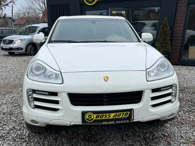 Білий Порше Cayenne, об'ємом двигуна 3.6 л та пробігом 169 тис. км за 13699 $, фото 1 на Automoto.ua