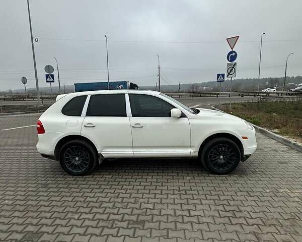 Белый Порше Каен, объемом двигателя 3.6 л и пробегом 196 тыс. км за 10700 $, фото 7 на Automoto.ua